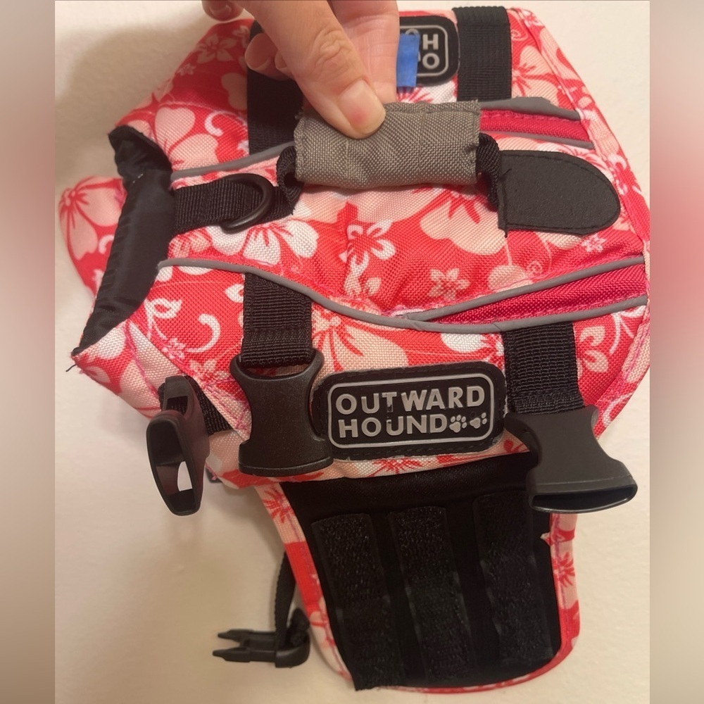 Outward hound, dog life vest floaty life preserver for dogs or cats, swimming‌ - Picture 2 of 3